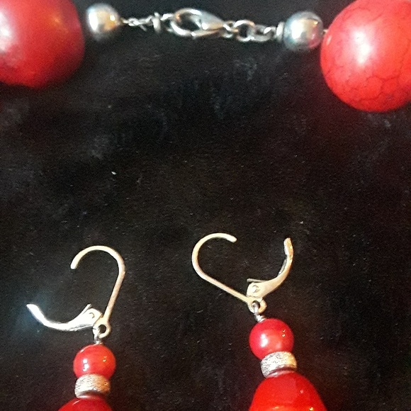 Hand crafted red pearl like Necklace + matching E - Picture 4 of 5